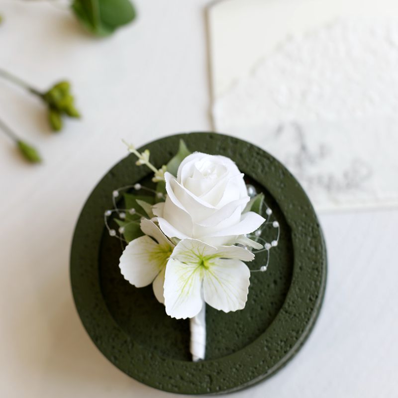 White Rose Corsage, Artificial Flower Corsage, Wedding Ceremony, Anniversary Ball, Formal Dinner Corsage