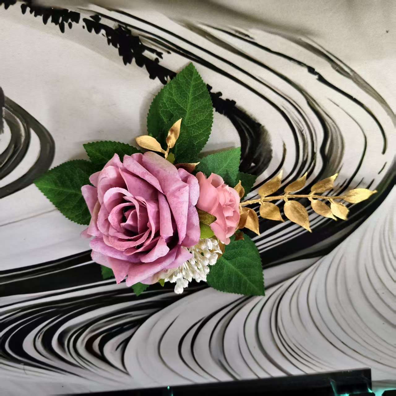 Künstliche Blumendekorationen, Requisiten für Hochzeitstortenfotografie, Blumenständer, Dekorationen für geschwungene Wege