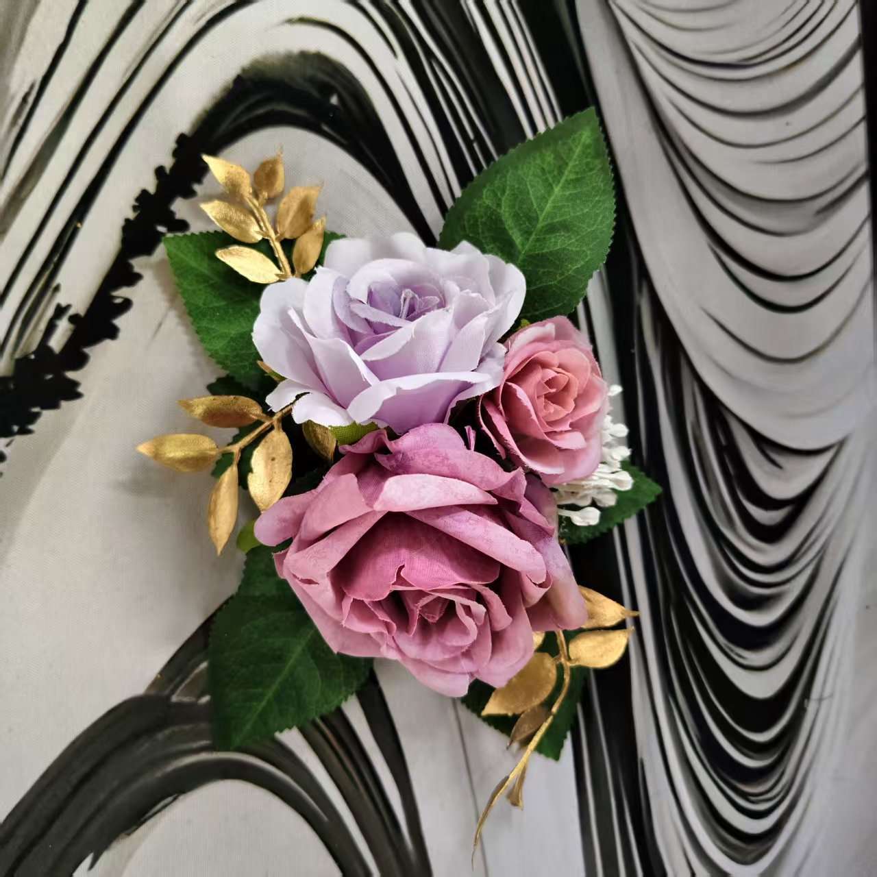 Künstliche Blumendekorationen, Requisiten für Hochzeitstortenfotografie, Blumenständer, Dekorationen für geschwungene Wege