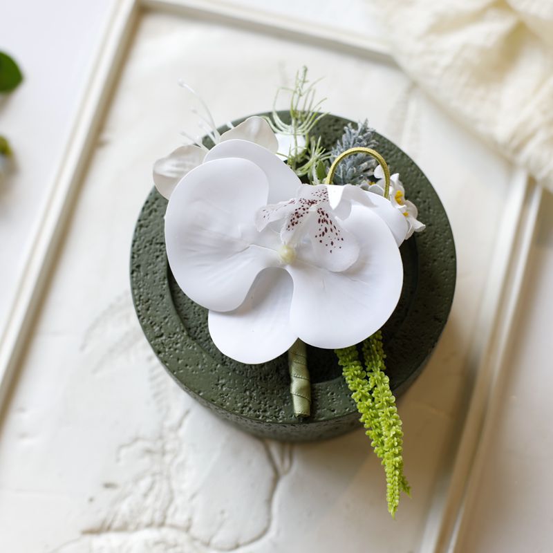 White Rose Corsage, Artificial Flower Corsage, Wedding Ceremony, Anniversary Ball, Formal Dinner Corsage