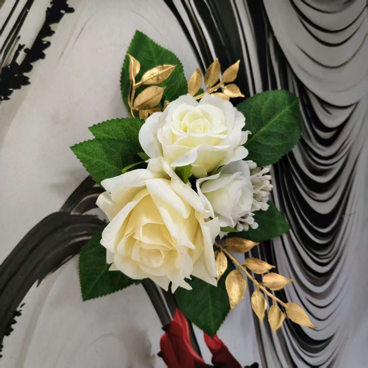 Künstliche Blumendekorationen, Requisiten für Hochzeitstortenfotografie, Blumenständer, Dekorationen für geschwungene Wege