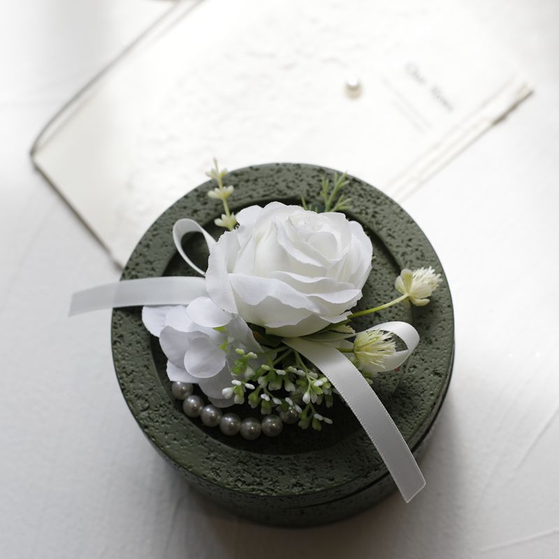 White Rose Corsage, Artificial Flower Corsage, Wedding Ceremony, Anniversary Ball, Formal Dinner Corsage
