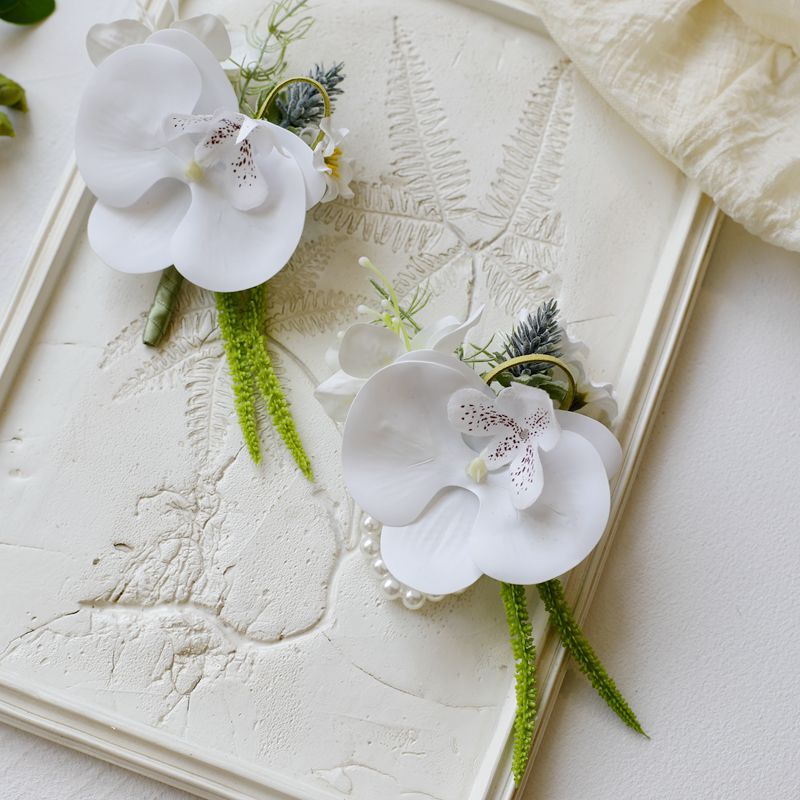 White Rose Corsage, Artificial Flower Corsage, Wedding Ceremony, Anniversary Ball, Formal Dinner Corsage